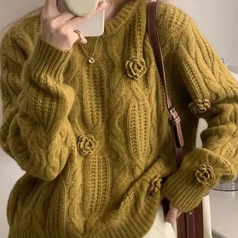 2024 Autumn/Winter Round Neck Popular Loose and Luxury Soft Knitted Sweater Embroidered Vintage Sweater Female Clothing