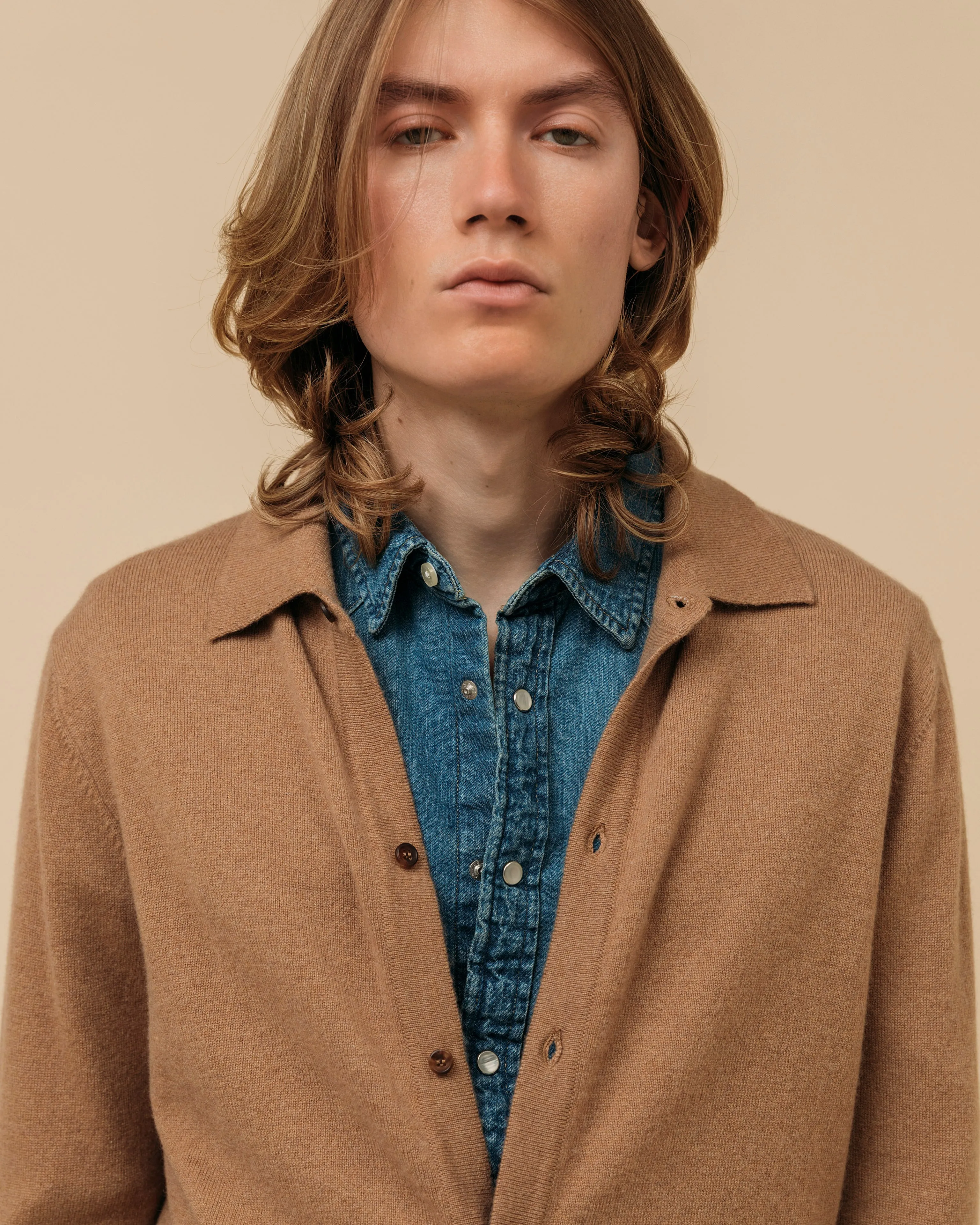Cashmere shirt cardigan in camel