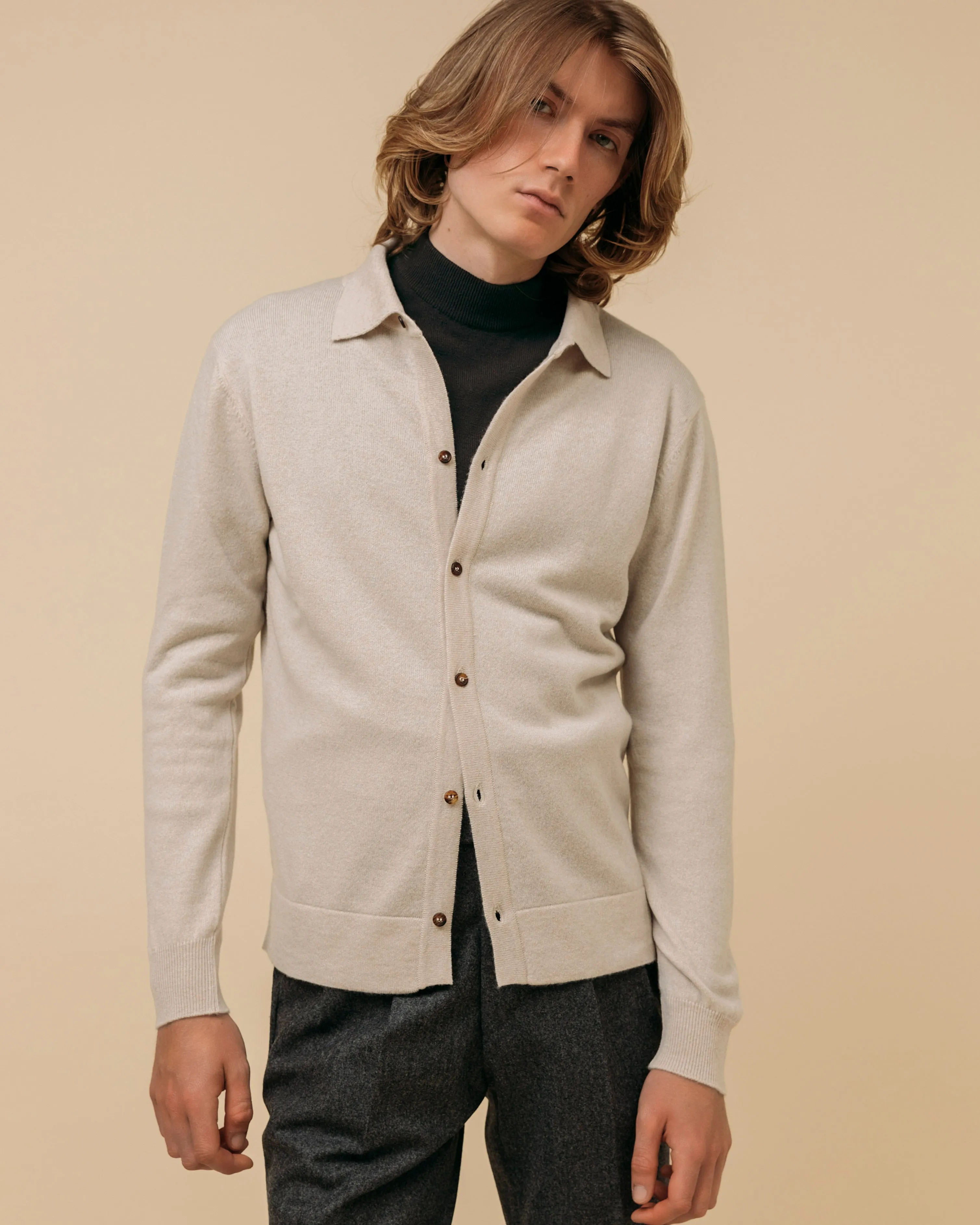 Cashmere shirt cardigan in oatmeal