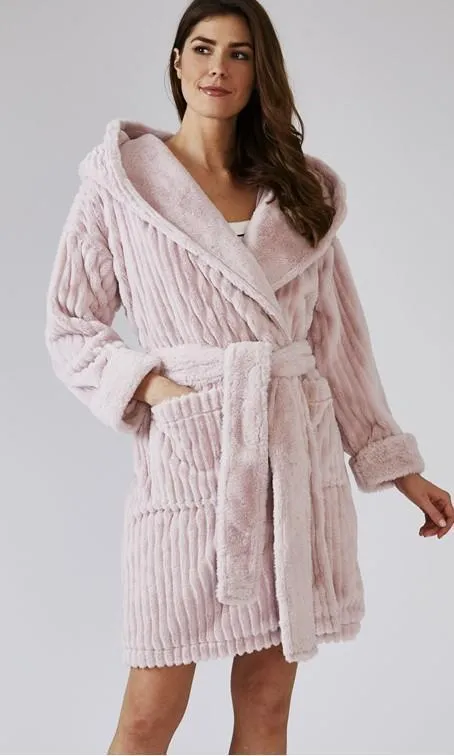 Pretty You London Pink Cloud Robe