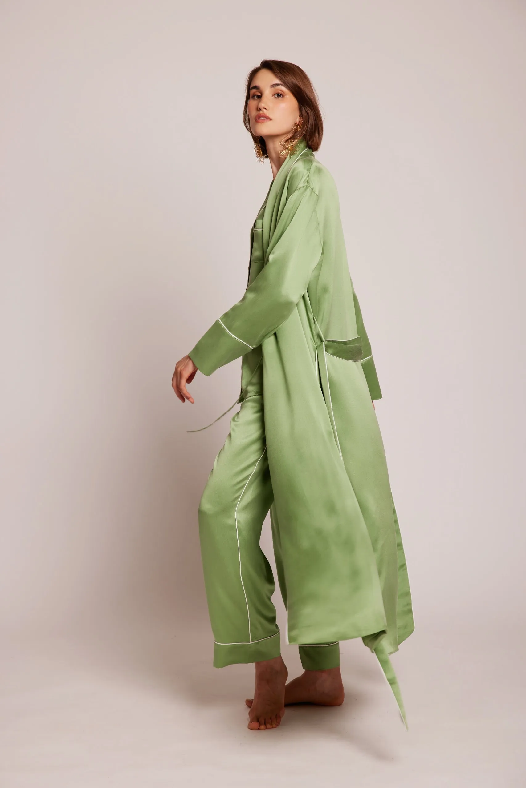 Roller Green Robe