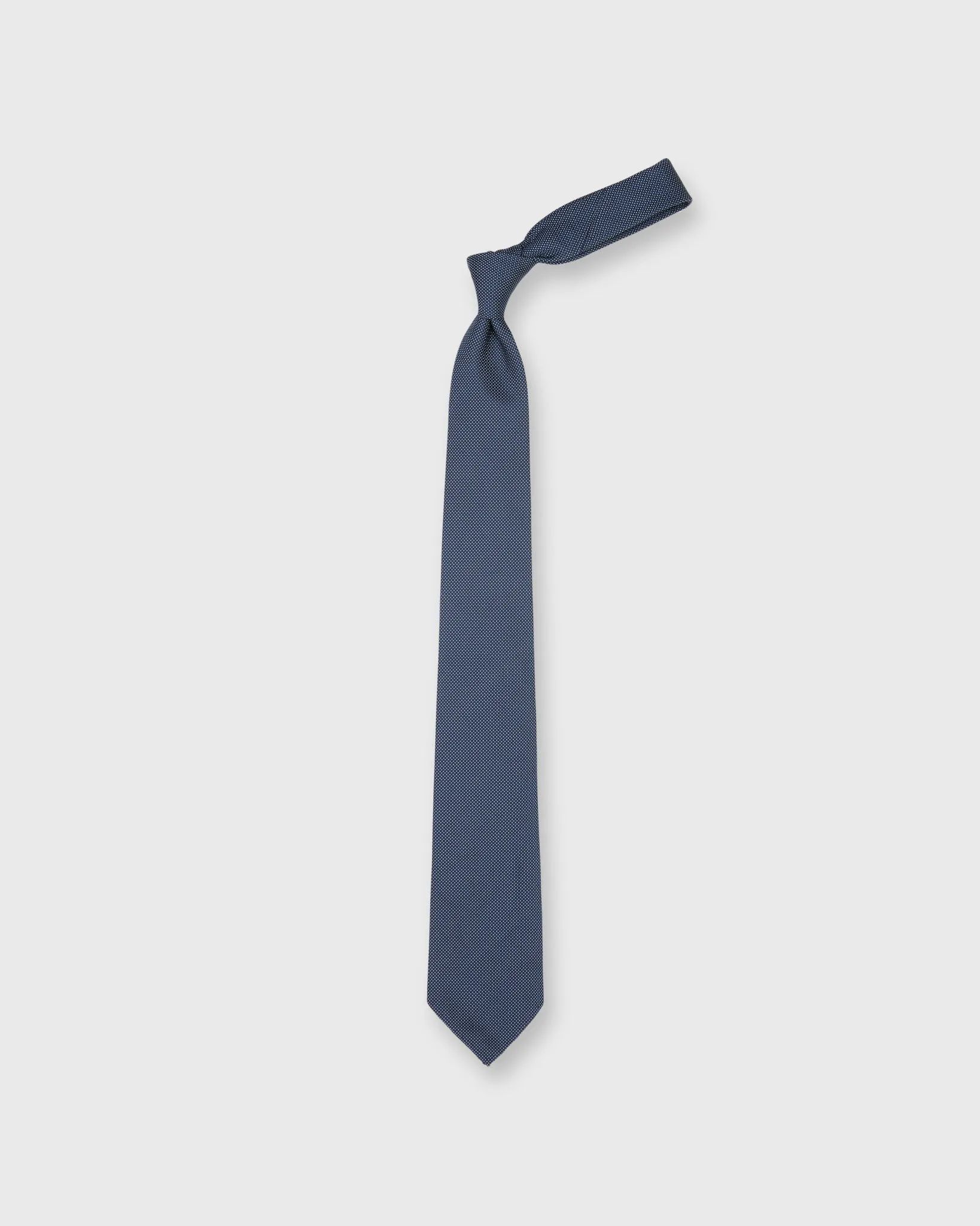 Silk Jacquard Tie in Navy/Bone Almond Dot