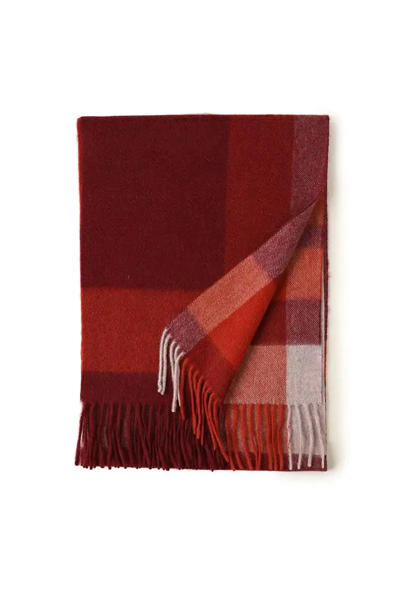 Soft Checkered Knit 100 Cashmere Fringe Scarf