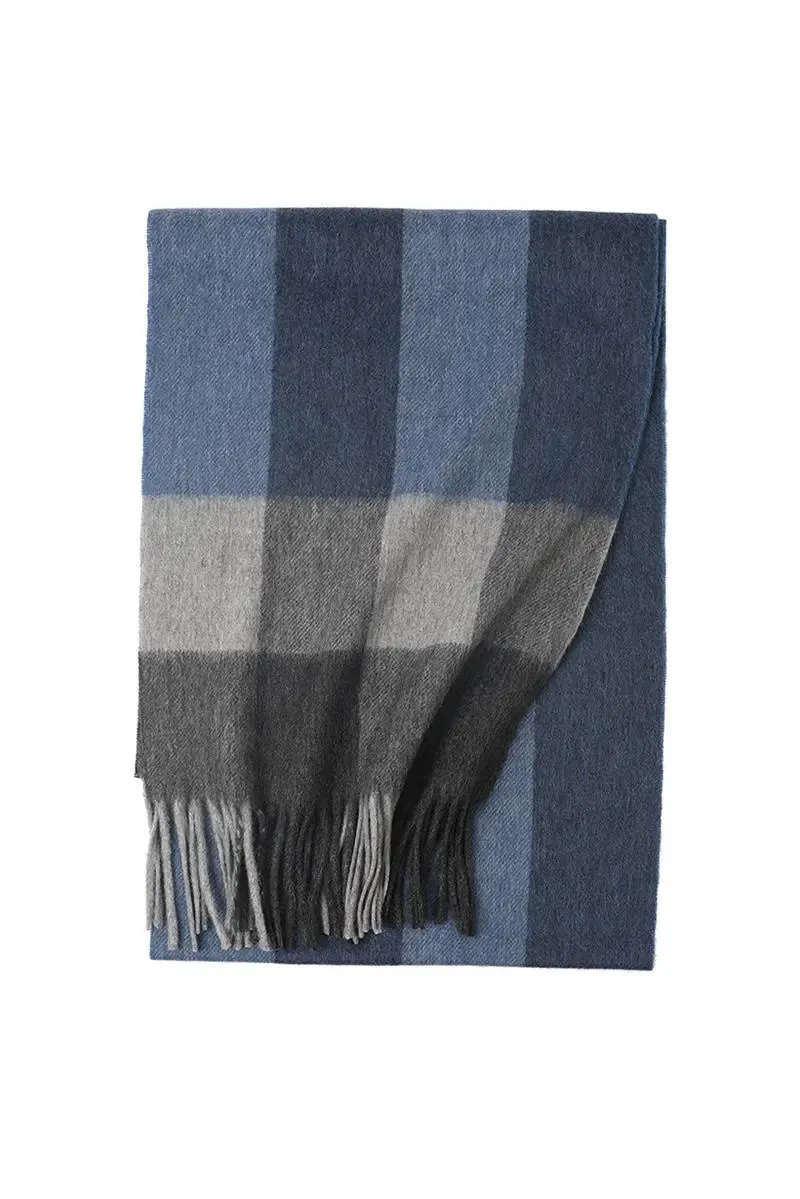 Soft Checkered Knit 100 Cashmere Fringe Scarf