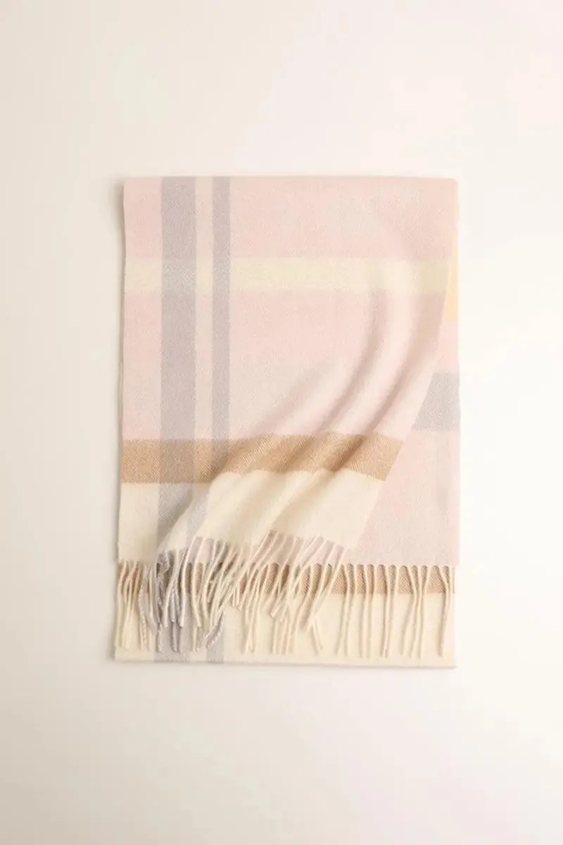 Soft Checkered Knit 100 Cashmere Fringe Scarf