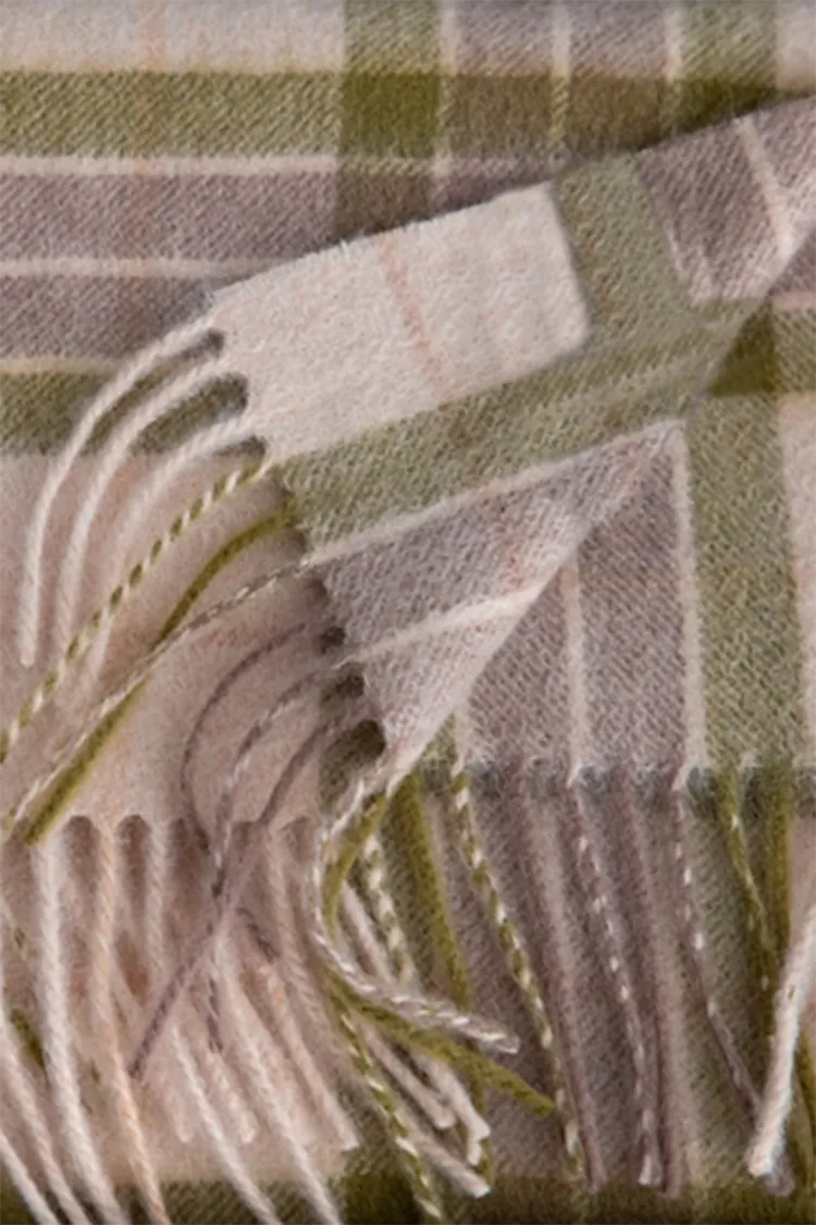 Soft Checkered Knit 100 Cashmere Fringe Scarf
