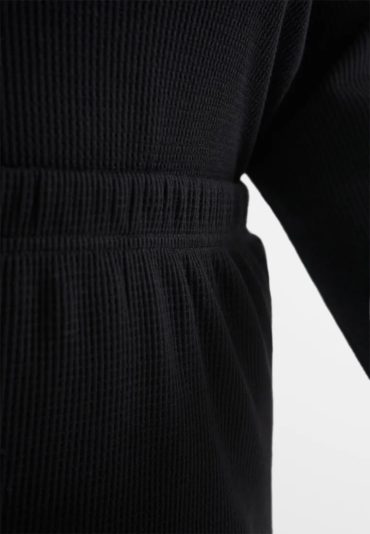 Warina Waffle Straight Cut Skirt - Black